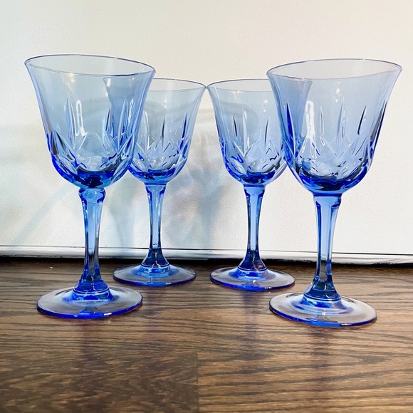 🌟VINTAGE🌟 1980s Avon + Fostoria American Starburst Plates + Glasses Set of 8 - Picture 6 of 10